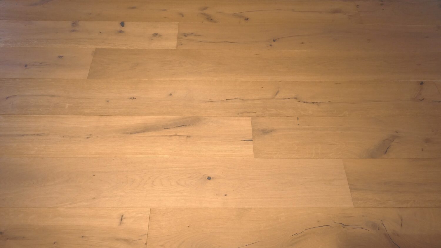 Naturgeölter Eichenparkettboden mit Maserung – langlebiger Bodenbelag von Holz Hertel